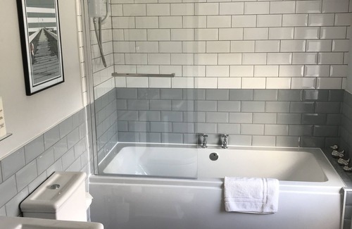 Freshwater Bed & Breakfast | Rockstone Cottage