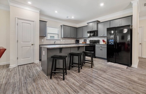 Rome House | Rocky 5,New 3 Br 2 bath, Hot tub, Arcade, Game room
