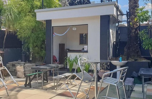 Banjarmasin Hotel | Rocky Guest House Syariah Mitra RedDoorz
