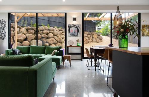 Daylesford House | Rocky Hollow