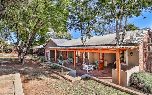 Pretoria House | Rocky Hollow Lodge