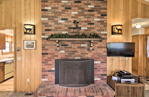 Carriage Hills House | Rocky Mountain Breezes Cabin Grill and Deck!