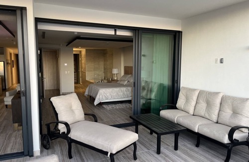 Puerto Penasco Resort | Rocky Point Las Paloma's Barcelona Bldg. Phase 3 Large new 2 Bedroom Oceanfront