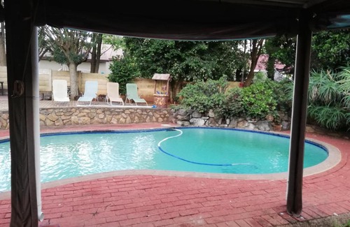 Constantia Kloof Apartment | Rocky Ridge Guest House SELF Catering - No alcohol allowed