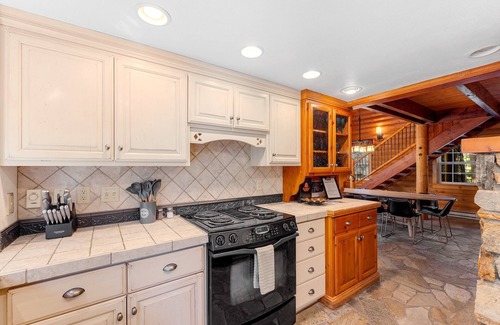McCall House | Rocky Shore Escape: Neighborhood Beach, Pool Table, West Shore of Payette Lake