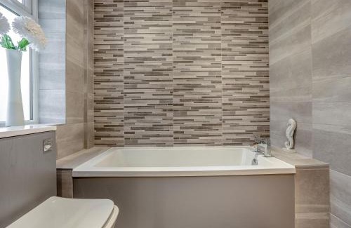 Burgh le Marsh House | Rod & Line Cottage