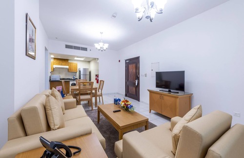 Trade Center Apartment | Roda Al Murooj Residences