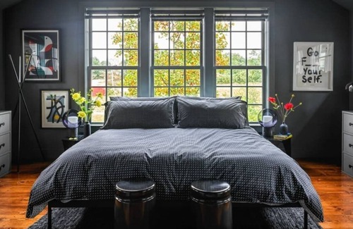 Stuyvesant Villa | Rode Barns Farmhouse (with Guest House)