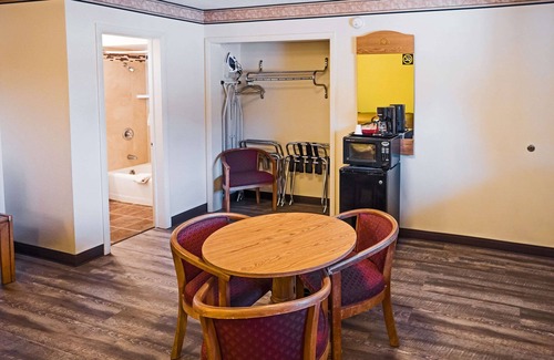 Huning Highland Historic District Hotel | Rodeway Inn Albuquerque Downtown on Rt 66