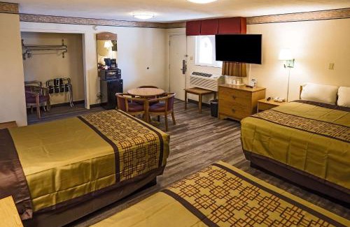 Huning Highland Historic District Hotel | Rodeway Inn Albuquerque Downtown on Rt 66