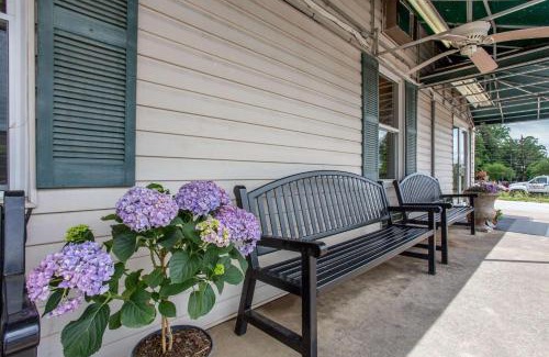 Asheville Hotel | Rodeway Inn Asheville