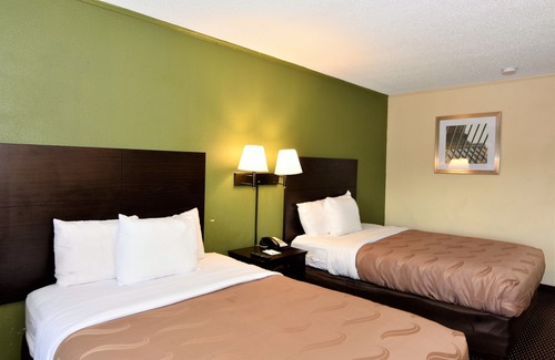 St. Andrews Hotel | Rodeway Inn Harbison Area