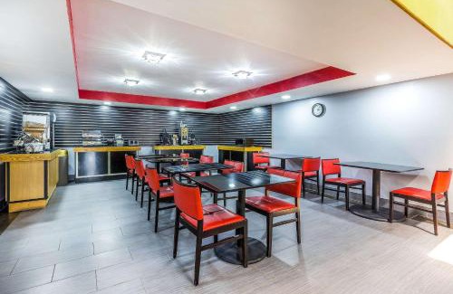 Knoxville Hotel | Rodeway Inn Knoxville East