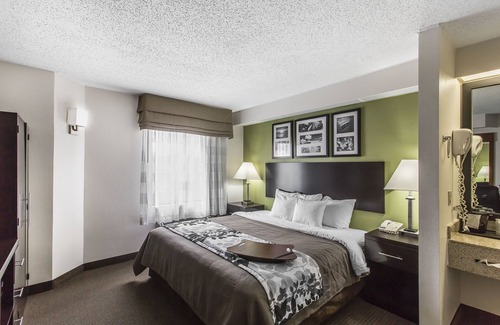 Knoxville Hotel | Rodeway Inn Knoxville North