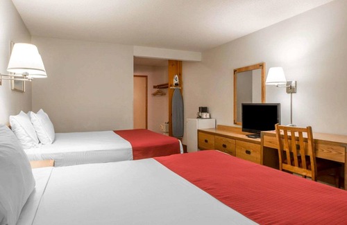 Lake Placid Hotel | Rodeway Inn Lake Placid South