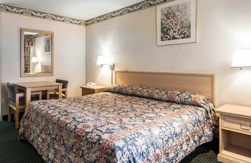 North Fremont Street Hotel | Rodeway Inn Monterey Near Fairgrounds