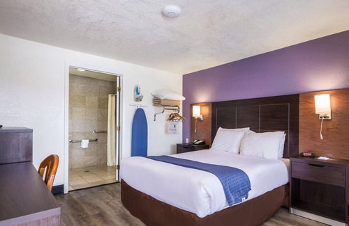 Munras Avenue Hotel | Rodeway Inn near Downtown Monterey