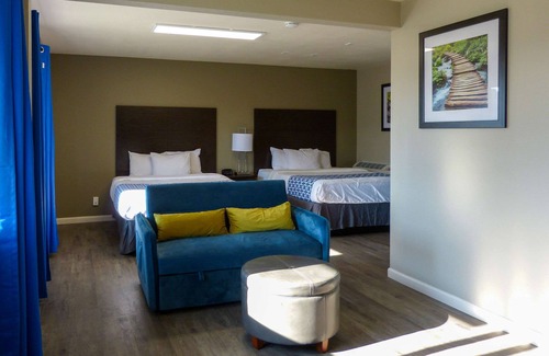 Ontario Hotel | Rodeway Inn & Suites Ontario