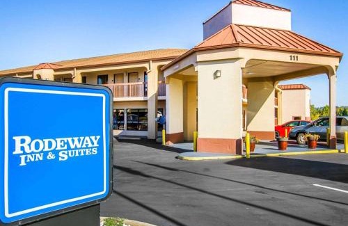 Clarksville Hotel | Rodeway Inn & Suites