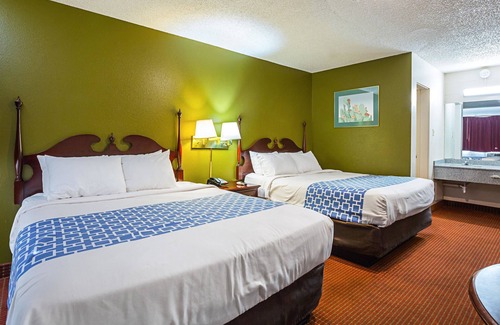 Cedar City Hotel | Rodeway Inn