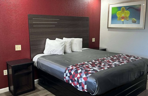 Church Street Hotel | Rodeway Inn