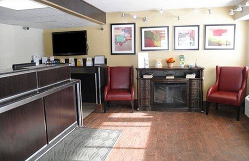 Fort Wayne Hotel | Rodeway Inn