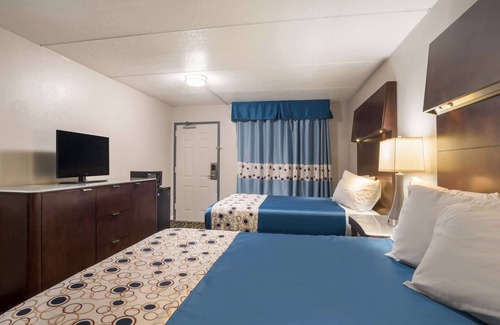 Greenwood Hotel | Rodeway Inn
