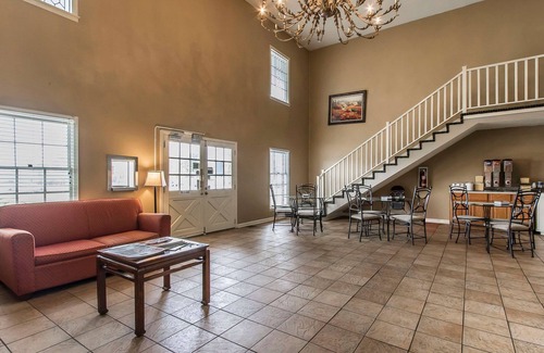 Jackson Hotel | Rodeway Inn