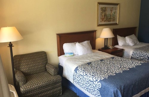 Silver Springs Hotel | Rodeway Inn