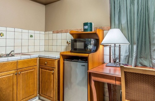 Ventura Hotel | Rodeway Inn