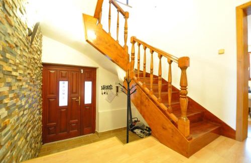 Velky Slavkov House | Rodinný dom "Ako doma"