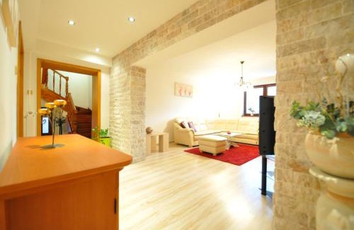 Velky Slavkov House | Rodinný dom "Ako doma"