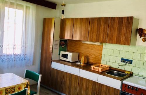 Dolny Kubin Apartment | Rodinný RETRO domček