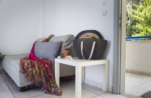 Polichrono House | Roditsa Patritsia Apartments