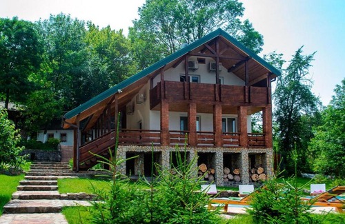 Vinnytsia Oblast House | Rodovoe Gnezdo Garmaki