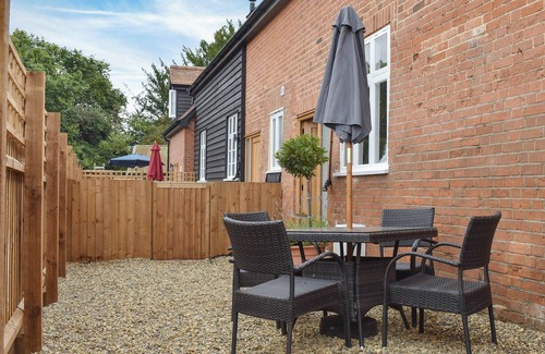 Hadleigh Cottage | Roe Cottage - UK33490