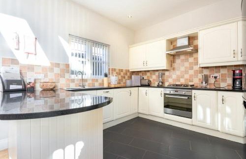Belford House | Roe Deer