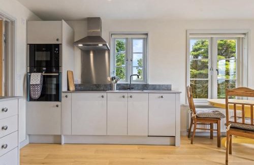Haverfordwest House | Rogestons House