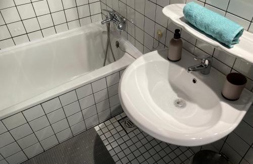 Lagymanyos Apartment | Roland Apartment Downtown - BUDA