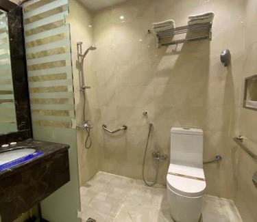 Buraydah Hotel | Rollins Hotel