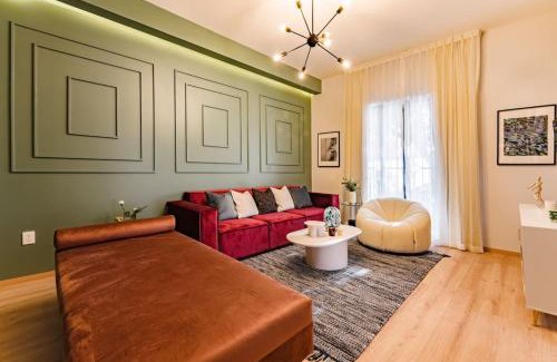Roma Sur House | Roma Splendor Spacious Family Haven