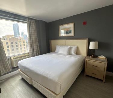 Queens Hotel | Romana Hotel - NYC