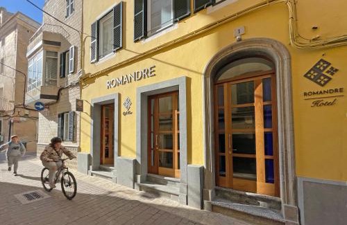 Alayor Hotel | ROMANDRE