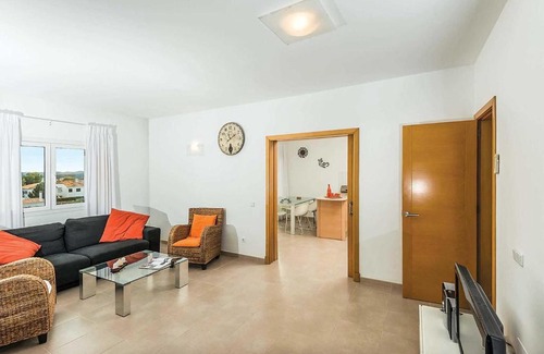 Coves Noves Villa | Romani 7