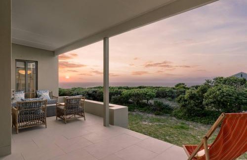 Gansbaai Villa | Romansbaai Oceanview Retreat