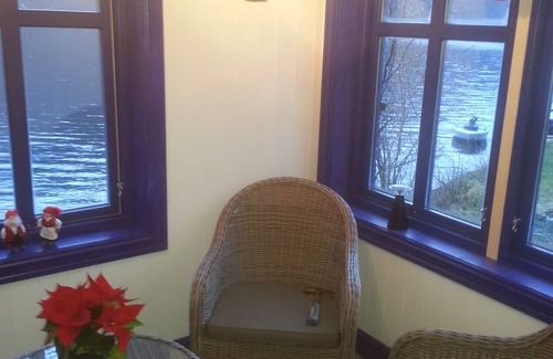 Ulvik House | Romantic and Lovely Holidayhouse located by the edge of the undisturbed Oaafjord