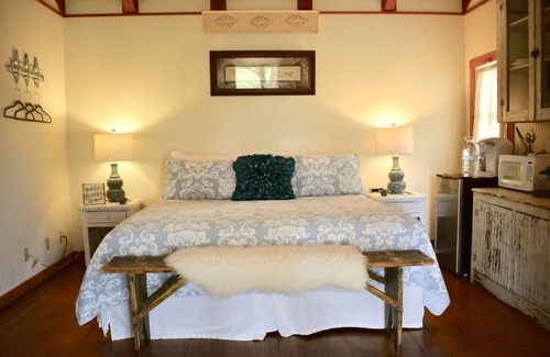 Fredericksburg Cottage | Romantic Ava Haus Cottage. 3 minutes to Main! See our other 4 Ava Haus rentals.