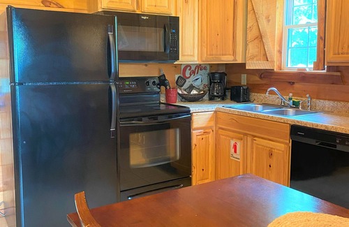 Mena Cabin | Romantic Cabin with Jacuzzi Tub. Ride-in Access to Wolf Pen Gap ATV trails