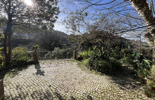 Sintra Ski Chalet | Romantic Challet in Old Town Sintra With Views. Pets are Welcome!