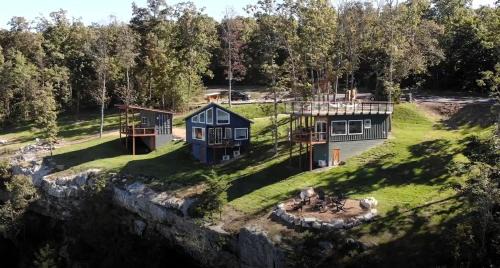 Trenton House | Romantic Container Beautifully Design with Deck in Georgia